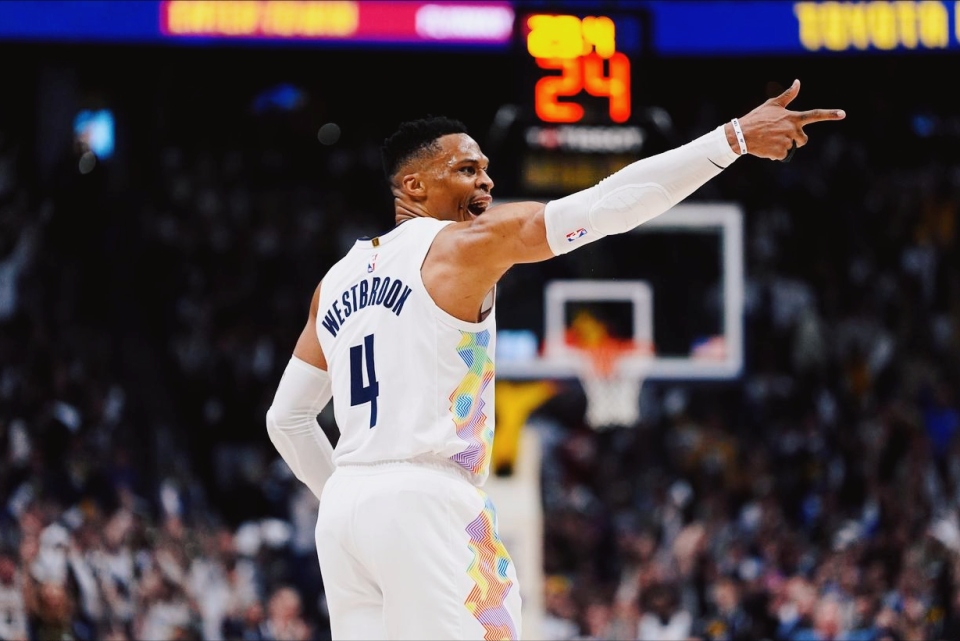 无球人太少, yiHgE, 热身赛对快