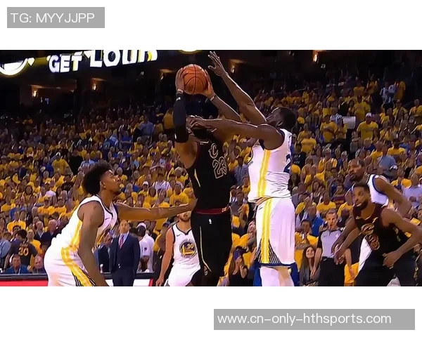 2018年12月13日NBA勇士与猛龙激战成名场面回顾与精彩瞬间分析